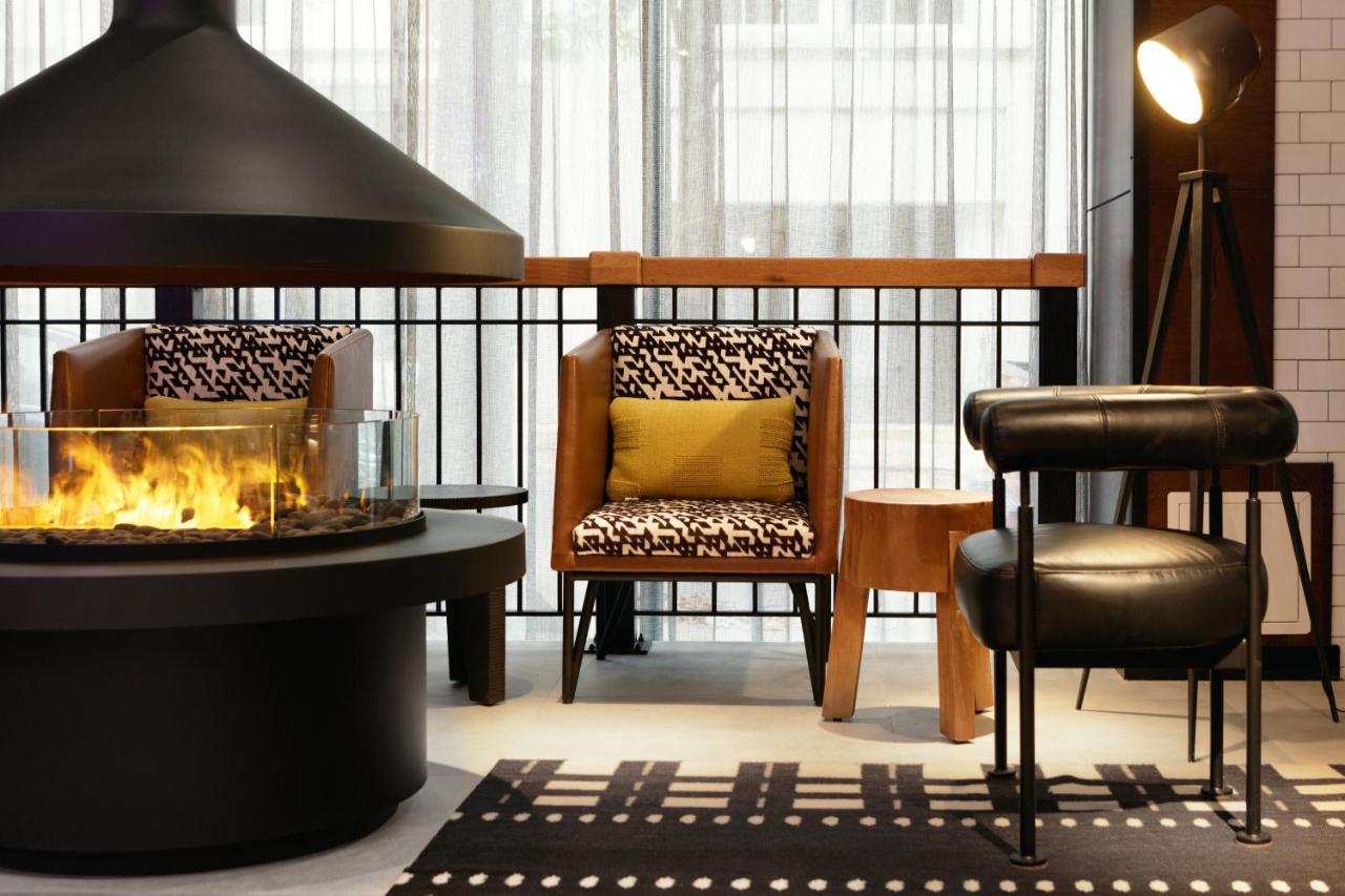 Hotel Moxy Richmond Downtown Esterno foto