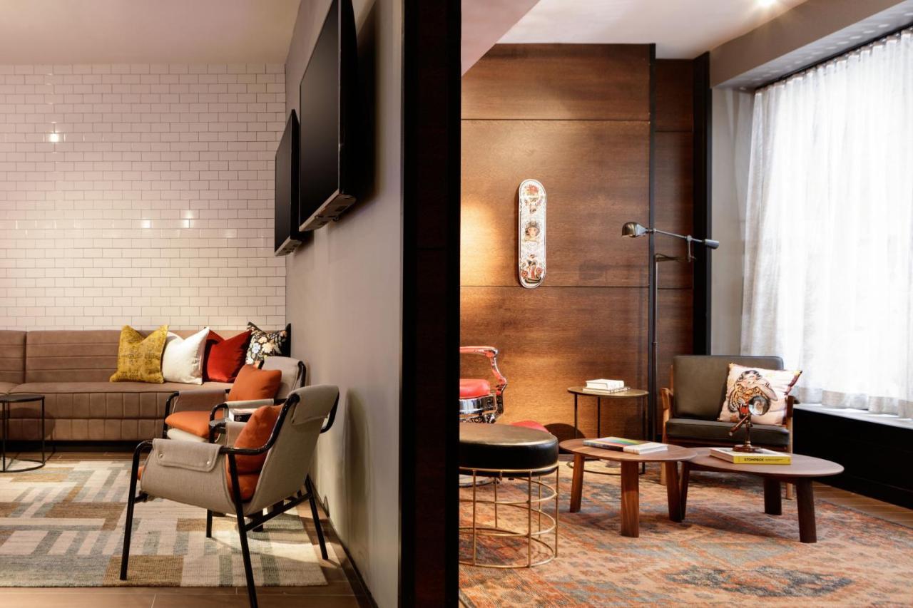 Hotel Moxy Richmond Downtown Esterno foto